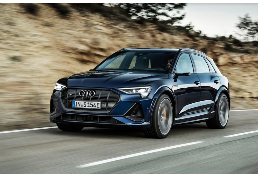 Audi e-tron S 이미지 2